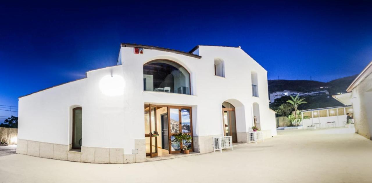 تْشيفالو Borgo Marino Suite B&B المظهر الخارجي الصورة